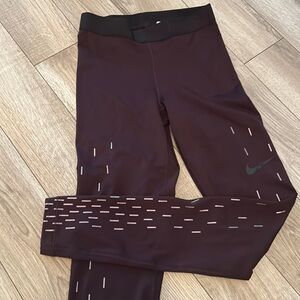 EUC: Purple Nike Dri-fit leggings S